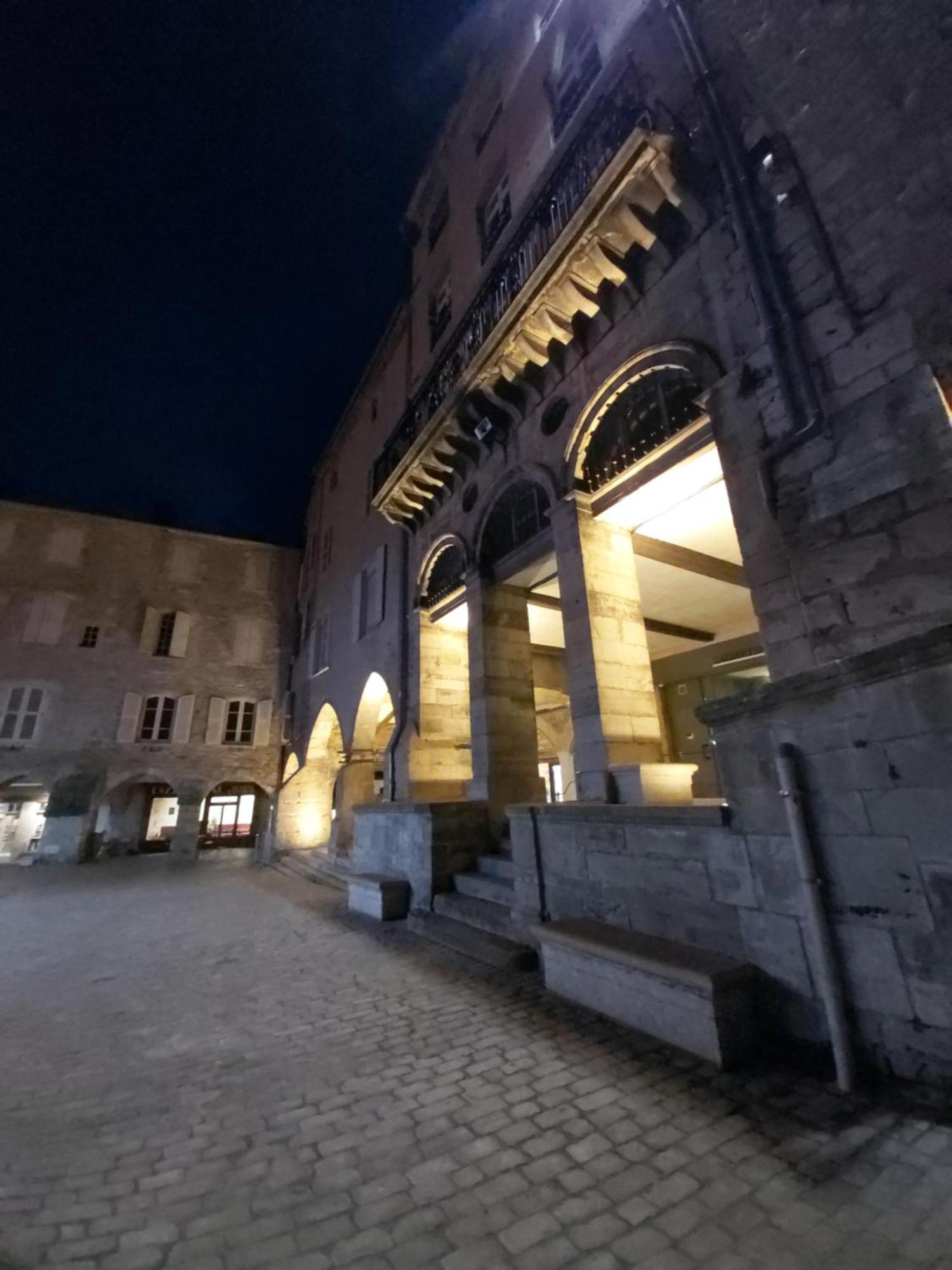 Le Saint-Georges Apartment Villefranche-de-Rouergue Exterior photo